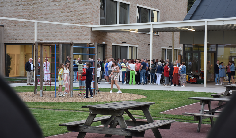 Nieuwe basisschool Wijnendale feestelijk geopend